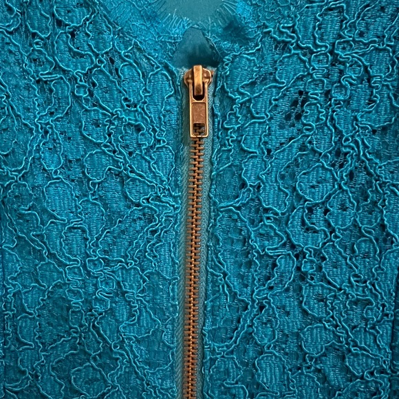 Lace cocktail dress - Picture 3 of 8